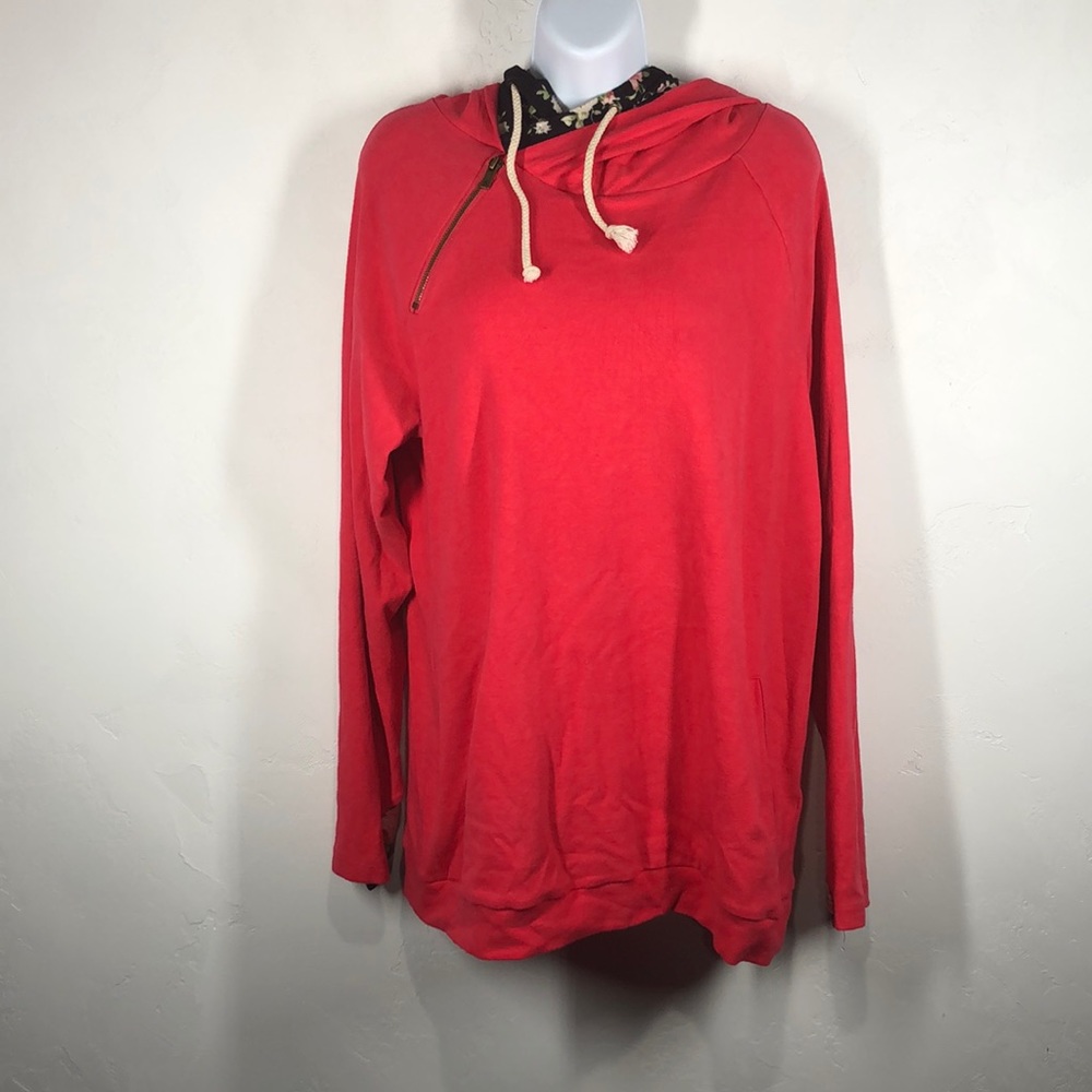 & red hooded sweatshirt with floral details xl